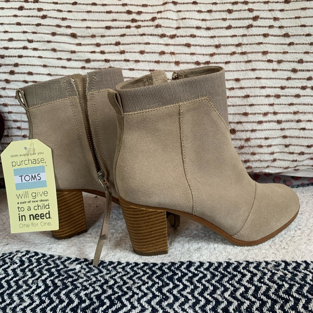 TOMS grey-beige stacked-heel side-zip ankle boots